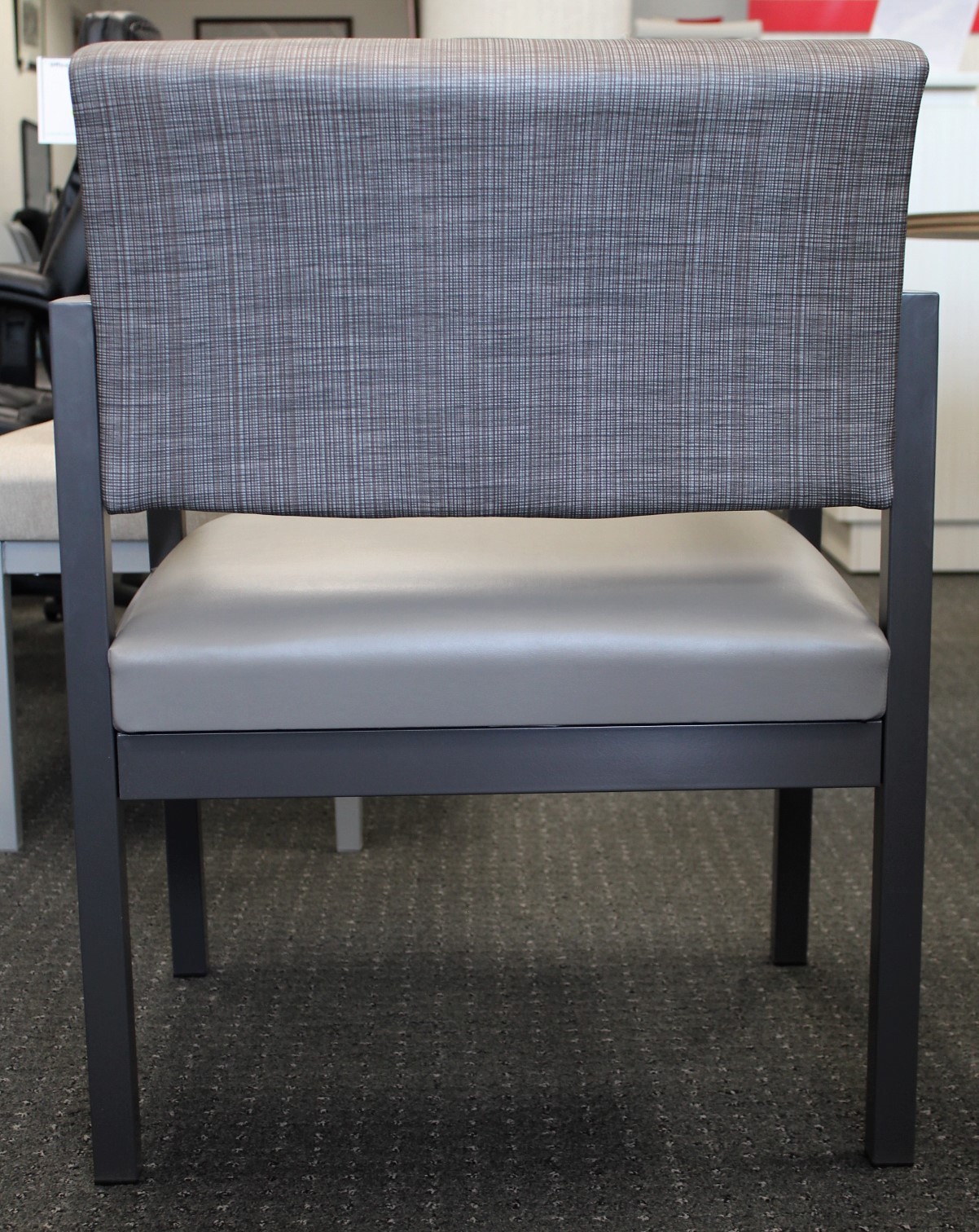 Lesro Lenox Steel Oversize Guest Chair