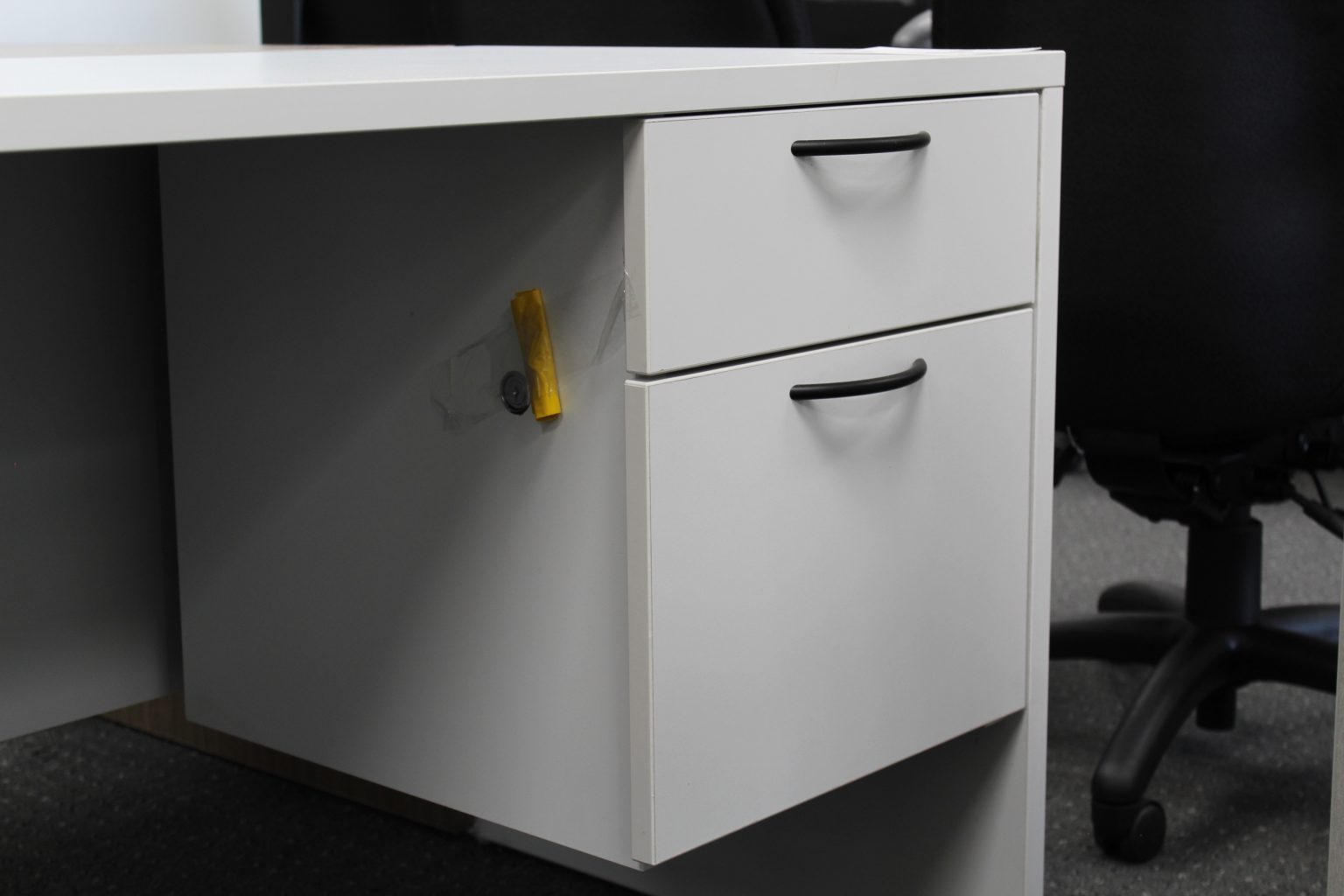 IOF 48"W x 24"D Desk w/ Box/File & 3/4 Modesty Panel, White Laber's